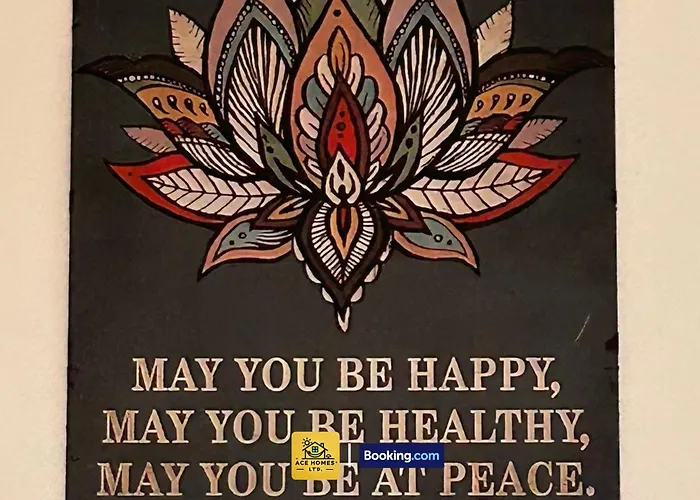 Spacious 2 Bedroom House By Ace Homes Short Lets & Serviced Perfect For Family & Contractors With Free Parking Дом отдыха *