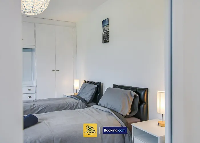 Comfortable Long Stay Flat By Ace Homes Short Term Lets Leeds With Free Parking * Leeds (West Yorkshire)