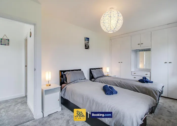 Comfortable Long Stay Flat By Ace Homes Short Term Lets Leeds With Free Parking *