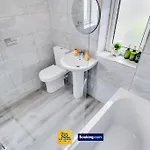 Hotel-style Flat By Ace Homes Short Term Perfect For Long With Free Parking Ferienhaus Leeds (West Yorkshire)